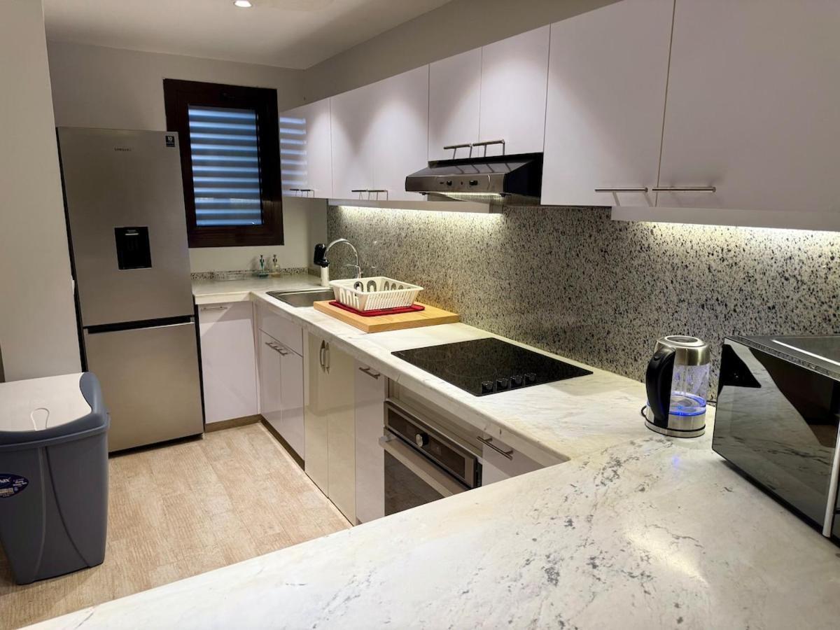 Villa Picturesque 3br Villa- Free Lagoon Access Elgouna Hurghada