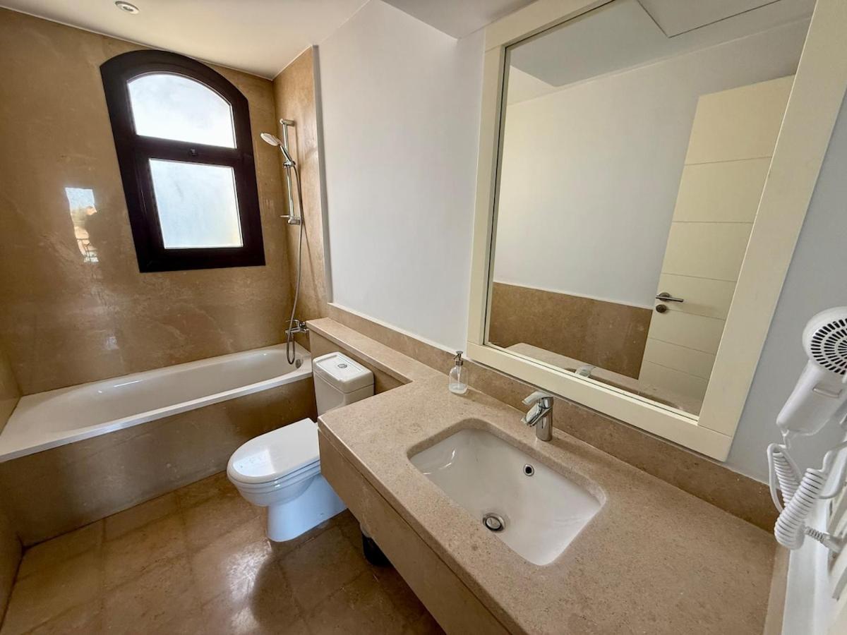 Villa Picturesque 3br Villa- Free Lagoon Access Elgouna Hurghada